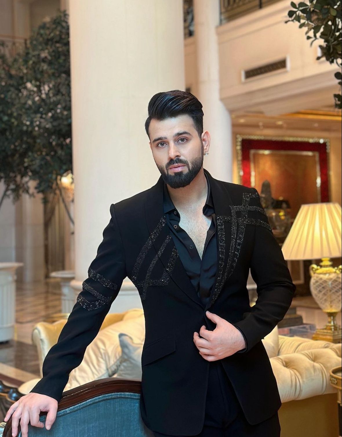 Sophisticated Black Tuxedo with Handcrafted Detailing-https://i-media.vyaparify.com/vcards/products/38554/Product-47.2.jpeg Image