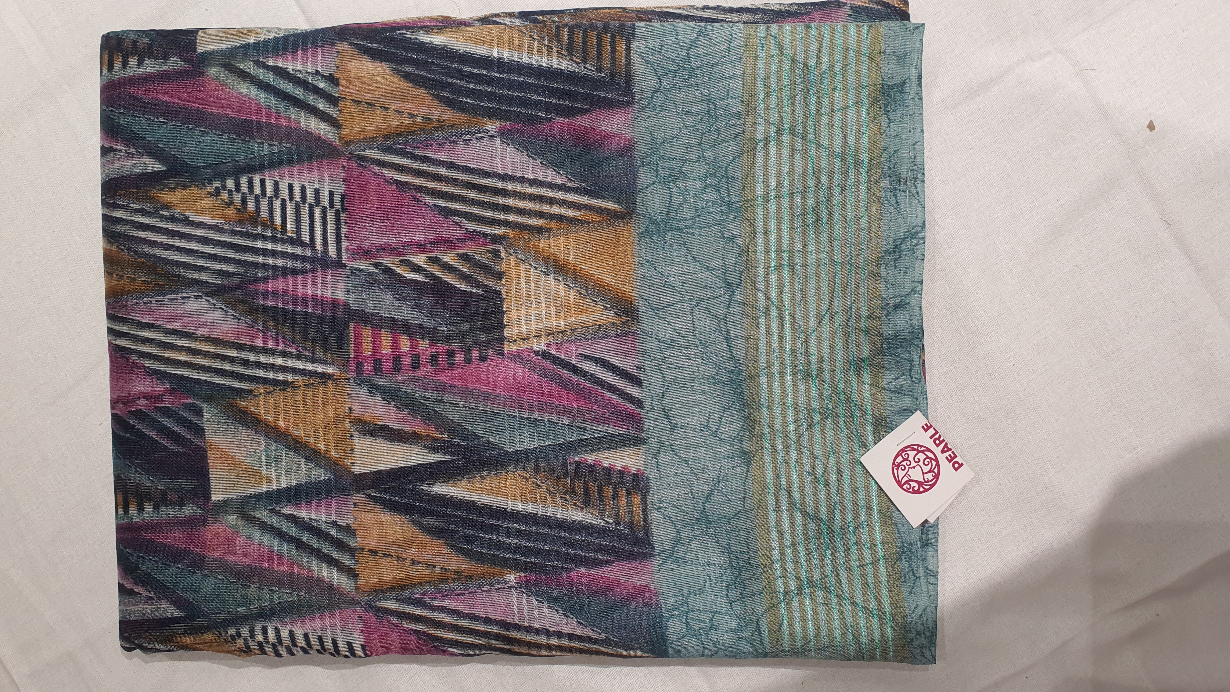 Linen saree-https://i-media.vyaparify.com/vcards/products/38761/17137705810436134264730970923591.jpg Image