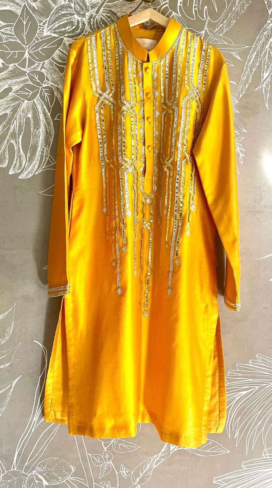 Yellow Kurta Set-https://i-media.vyaparify.com/vcards/products/39869/WhatsApp-Image-2024-04-26-at-6.01.39-PM.jpeg Image