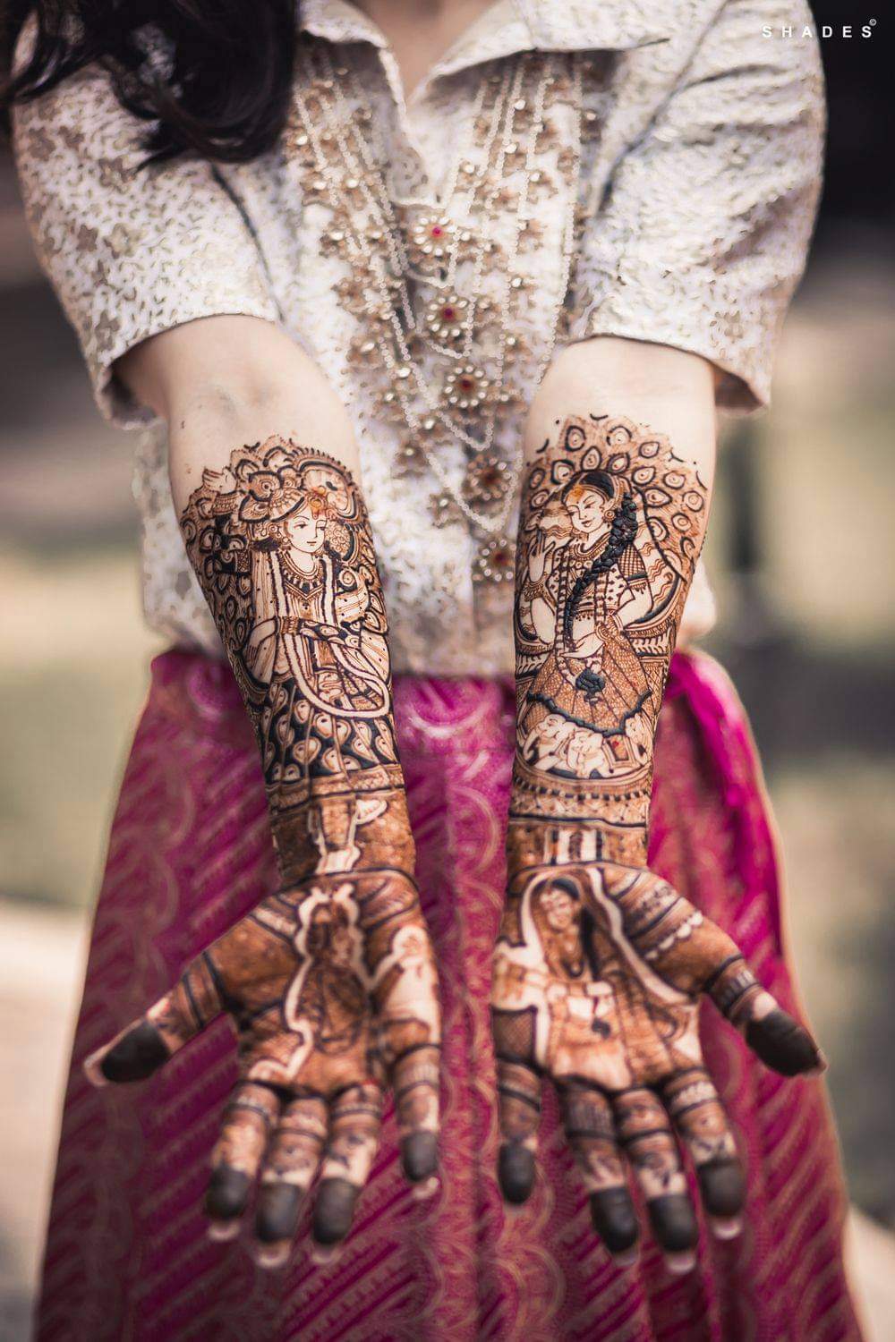 rahul mehandi art Bridal Mehandi-https://i-media.vyaparify.com/vcards/products/40347/FB_IMG_1671120835836.jpg Image