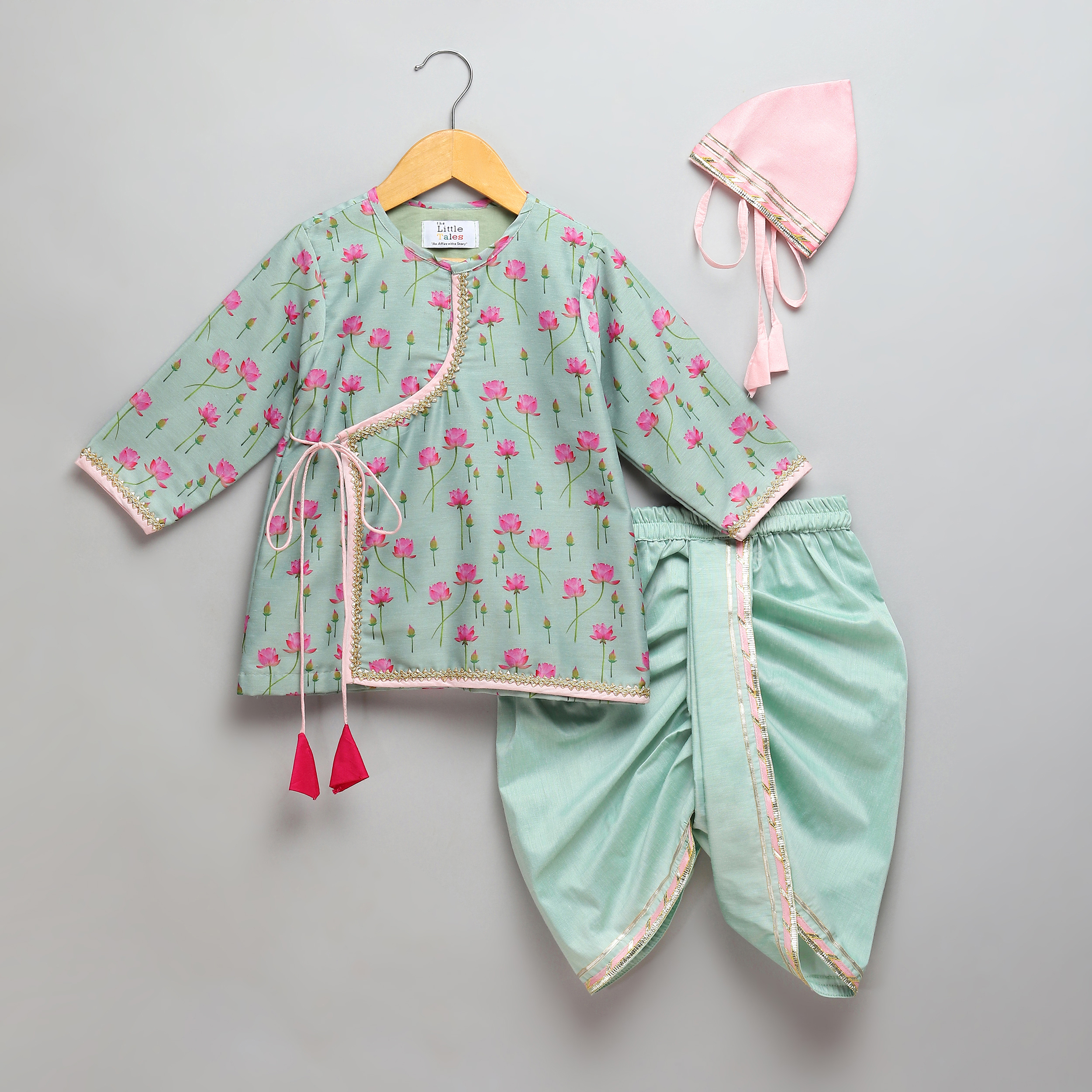 Mint Green lotus Print Kurta Dhoti set-https://i-media.vyaparify.com/vcards/products/40635/1.jpg Image