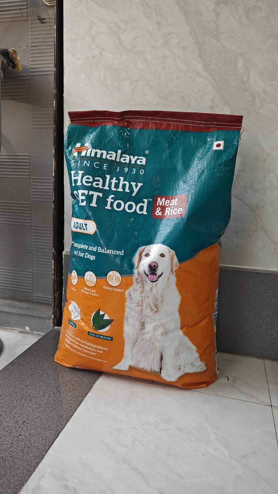 Pet food-https://i-media.vyaparify.com/vcards/products/40716/WhatsApp-Image-2024-05-02-at-11.03.40-AM-(2).jpeg Image