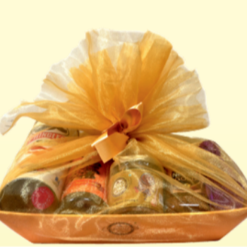 LUXURY HAMPER-https://i-media.vyaparify.com/vcards/products/41216/product_1714976262.png Image