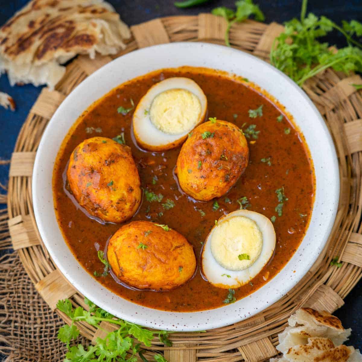 Anda curry-https://i-media.vyaparify.com/vcards/products/4140/National-dhaba-anda-kari.jpg Image