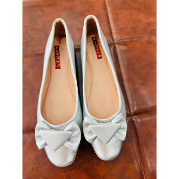 Flat bally for womens-https://i-media.vyaparify.com/vcards/products/41684/product_1715152794.png Image