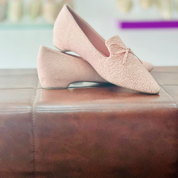 Baby pink color bally-https://i-media.vyaparify.com/vcards/products/41690/product_1715154996.png Image