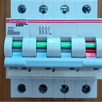 Triple Pole (TP) MCB-https://i-media.vyaparify.com/vcards/products/43000/product_1715857592.png Image