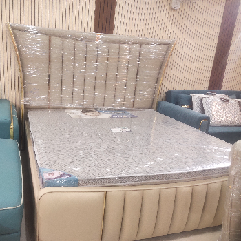 Designer Bed-https://i-media.vyaparify.com/vcards/products/44299/product_1716564256.png Image
