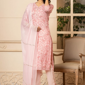 Casual Elegance-https://i-media.vyaparify.com/vcards/products/44330/product_1716617676.png Image