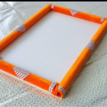 Gift Tray-https://i-media.vyaparify.com/vcards/products/44338/product_1716618517.png Image