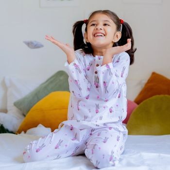 Judy Kurta Set-https://i-media.vyaparify.com/vcards/products/45319/product_1717152534.png Image