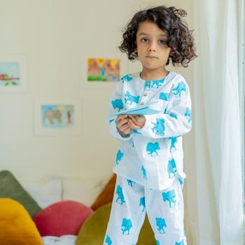 Dumbo Kurta Set-https://i-media.vyaparify.com/vcards/products/45392/product_1717157981.png Image