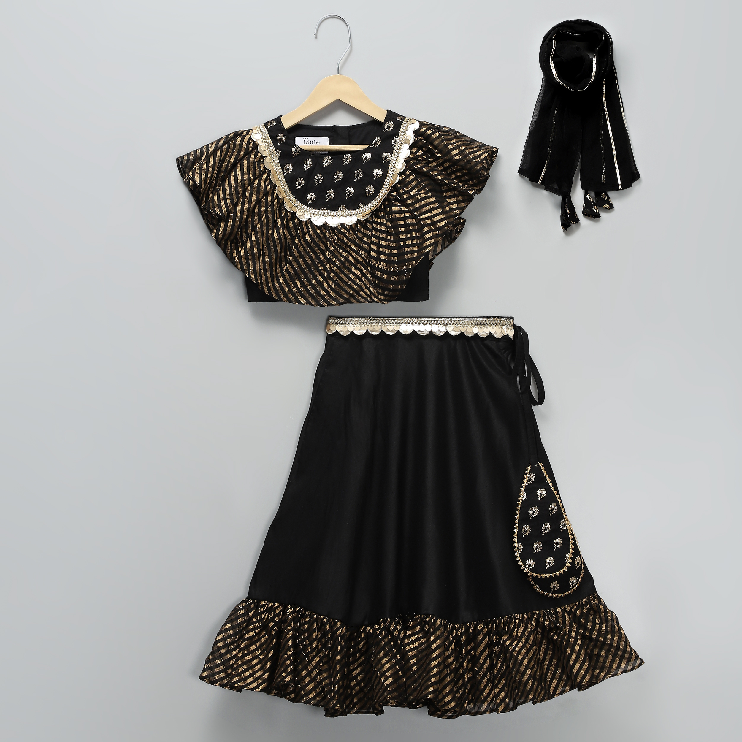 Black chanderi frill lehnga set-https://i-media.vyaparify.com/vcards/products/47027/1.jpg Image