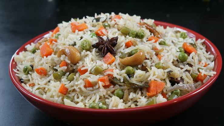Veg Fire Pulav-https://i-media.vyaparify.com/vcards/products/47227/images.jpeg Image