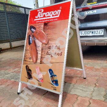 “A” Type Metal Standy-https://i-media.vyaparify.com/vcards/products/47251/product_1718107640.png Image