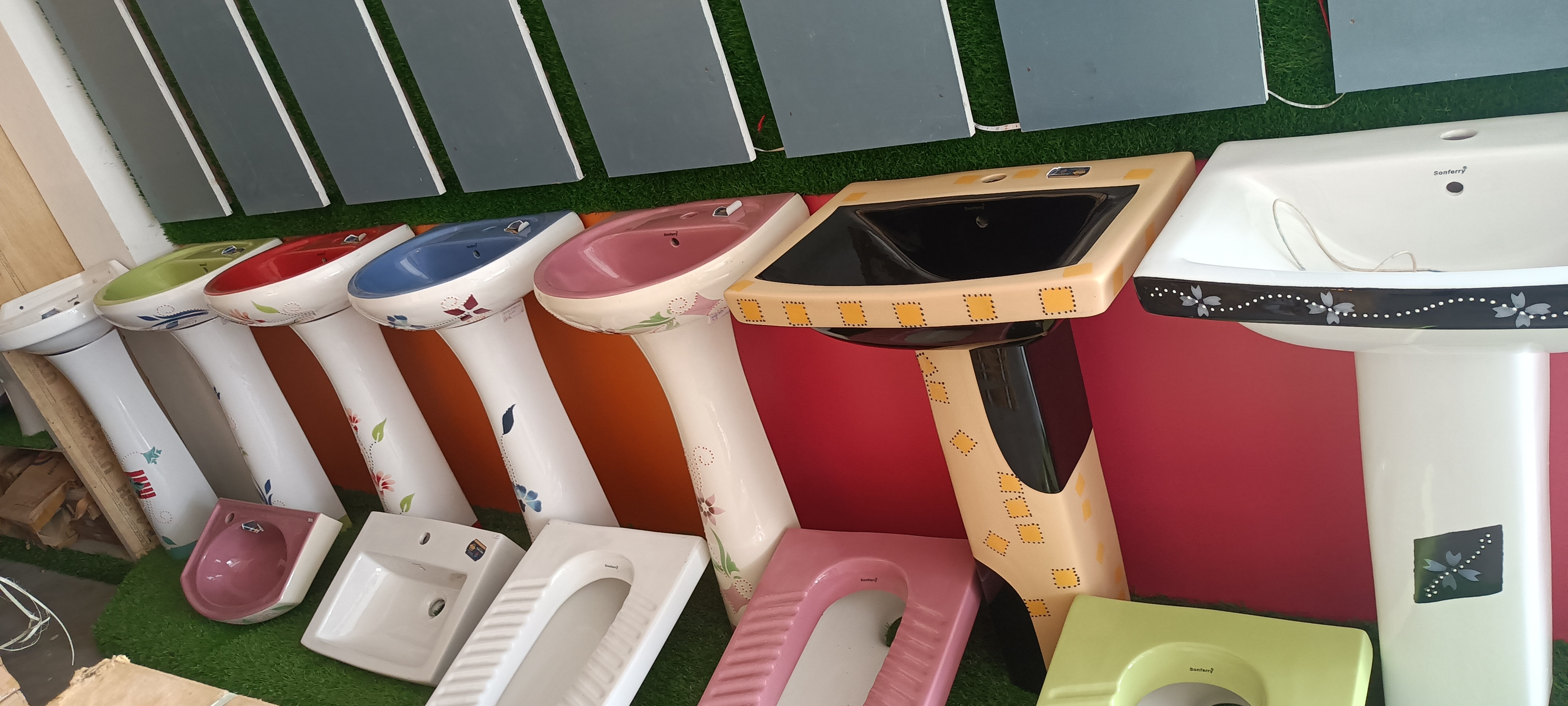 vistora wash basin-https://i-media.vyaparify.com/vcards/products/47368/IMG20240612115619.jpg Image