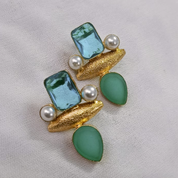 Brass Earring with Blue Stones &amp; Pearls-https://i-media.vyaparify.com/vcards/products/48191/product_1718682875.png Image