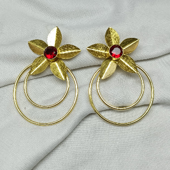 Flower earring made of pure brass-https://i-media.vyaparify.com/vcards/products/48209/product_1718684844.png Image