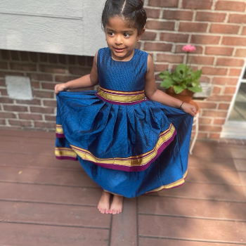 Classical dance costumes-https://i-media.vyaparify.com/vcards/products/48900/product_1718896515.png Image