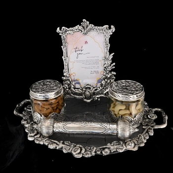 Silver Plated Gift Sets-https://i-media.vyaparify.com/vcards/products/48966/product_1718981968.png Image