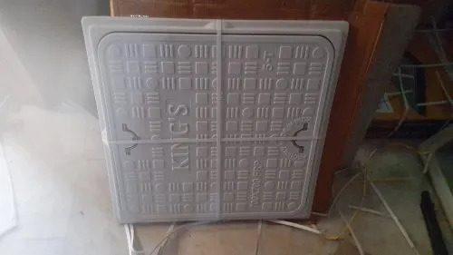 FRP Manhole Cover 28 x 28-https://i-media.vyaparify.com/vcards/products/5010/prod-20210911-223427415048099840324473-jpg-500x500.jpg Image