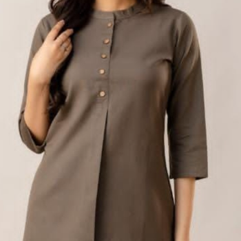 Short kurti-https://i-media.vyaparify.com/vcards/products/51770/product_1720105592.png Image