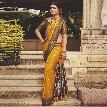 KANJIVARAM SAREE-https://i-media.vyaparify.com/vcards/products/52498/product_1720527406.png Image