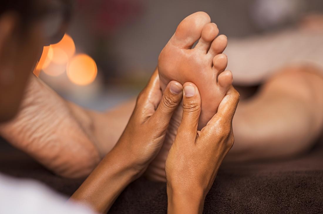 Foot Massage-https://i-media.vyaparify.com/vcards/products/52909/WhatsApp-Image-2024-07-11-at-12.46.23-PM.jpeg Image