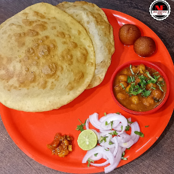 Chole Bhature NEELKHANT RESTAURANT AE-22,Singapoore Gyansheela Superhit, At Gol Chauraha, Manglaya Sadak,