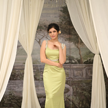 The Timeless Evening Gown | Trendy Threads | MG Road, Ganesh Peth Laxmi Road Dulya Maruti Chowk Pune 411002