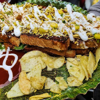 Veg Corn Masala with Cheese Sandwich GIROTHIYA BROTHERS Hukumchand Marg, Bharat Marg, Shrung Rishi Market, Nalita Bakhal, Behind Kanch Mandir, Itwaria Bazaar, Maharaja Tukoji Rao Holker Cloth Market, Indore