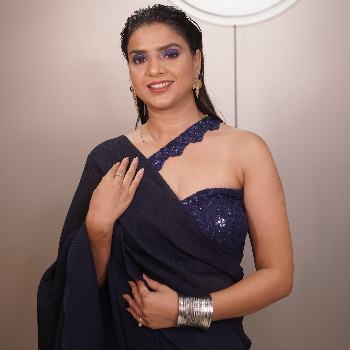 Navy Blue Saree with Stylish Blouse | Trendy Threads | MG Road, Ganesh Peth Laxmi Road Dulya Maruti Chowk Pune 411002