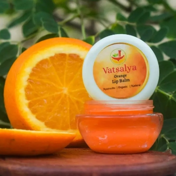 Organic orange lip balm-https://i-media.vyaparify.com/vcards/products/58247/product_1722951480.png Image