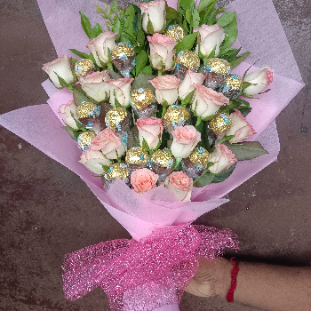 Roses with Ferrero Rocher chocolate bouquet...-https://i-media.vyaparify.com/vcards/products/59469/product_1723659135.png Image