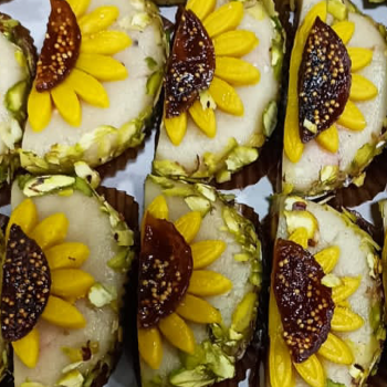 Special Dryfruit Sunflower SHREEHARI FOOD & TRADING VB Phadake Rd, Gavanpada, Mahakali Nagar, Mulund East, Mumbai, Maharashtra 400081, India