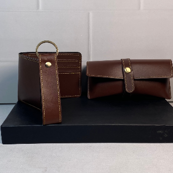Men Purse and Sun Glasses Cover For Gift-https://i-media.vyaparify.com/vcards/products/61447/product_1724987512.png Image