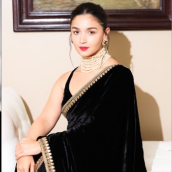 Alia Bhatt inspired Velvet Blouse and Saree | Trendy Threads | MG Road, Ganesh Peth Laxmi Road Dulya Maruti Chowk Pune 411002