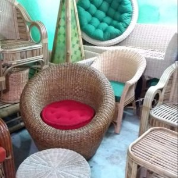 Cane Chair 12-https://i-media.vyaparify.com/vcards/products/62409/product_1725525576.png Image