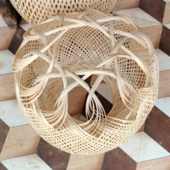Bamboo Lamp 10-https://i-media.vyaparify.com/vcards/products/62456/product_1725527657.png Image