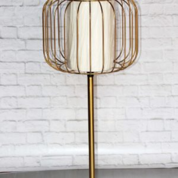 Metal Lamp 02-https://i-media.vyaparify.com/vcards/products/62490/product_1725529042.png Image