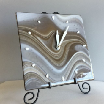 Epoxy Wall Clock 05-https://i-media.vyaparify.com/vcards/products/62522/product_1725531166.png Image