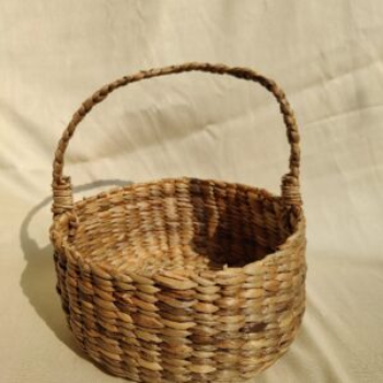 Kauna Grass Basket 4-https://i-media.vyaparify.com/vcards/products/62613/product_1725535487.png Image