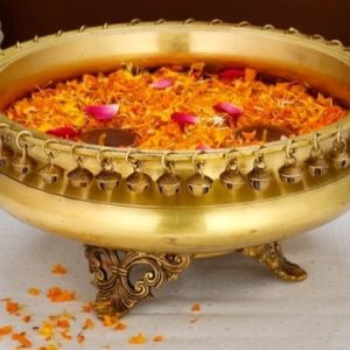 Urli 26-https://i-media.vyaparify.com/vcards/products/62617/product_1725535642.png Image