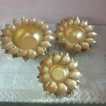 Urli 19-https://i-media.vyaparify.com/vcards/products/62624/product_1725535878.png Image