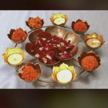 Urli 18-https://i-media.vyaparify.com/vcards/products/62625/product_1725535961.png Image