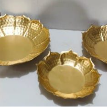 Urli 11-https://i-media.vyaparify.com/vcards/products/62632/product_1725536440.png Image