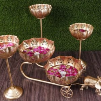 Elephant Cart Urli-https://i-media.vyaparify.com/vcards/products/62644/product_1725536973.png Image