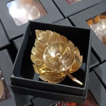 Pooja Article 07-https://i-media.vyaparify.com/vcards/products/62680/product_1725538423.png Image