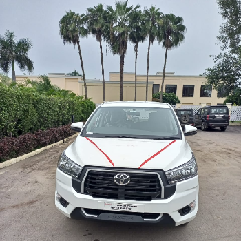 Taxi Services-https://i-media.vyaparify.com/vcards/products/63555/product_1726130938.png Image