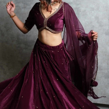 Velvet Lehenga | Trendy Threads | MG Road, Ganesh Peth Laxmi Road Dulya Maruti Chowk Pune 411002